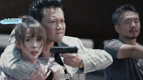 救回女儿,父爱如山，勇夺女儿生命线